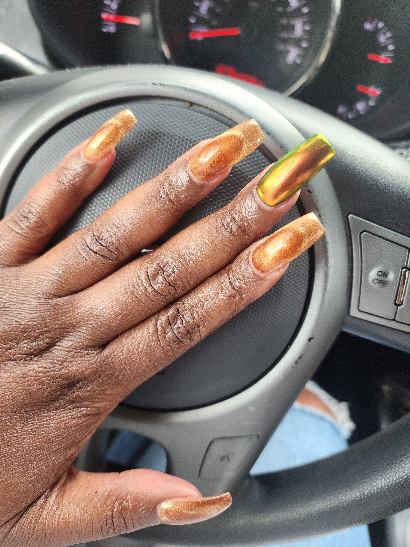 Detailed nail design